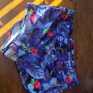 Athleta size medium surge swim shorts very good used condition